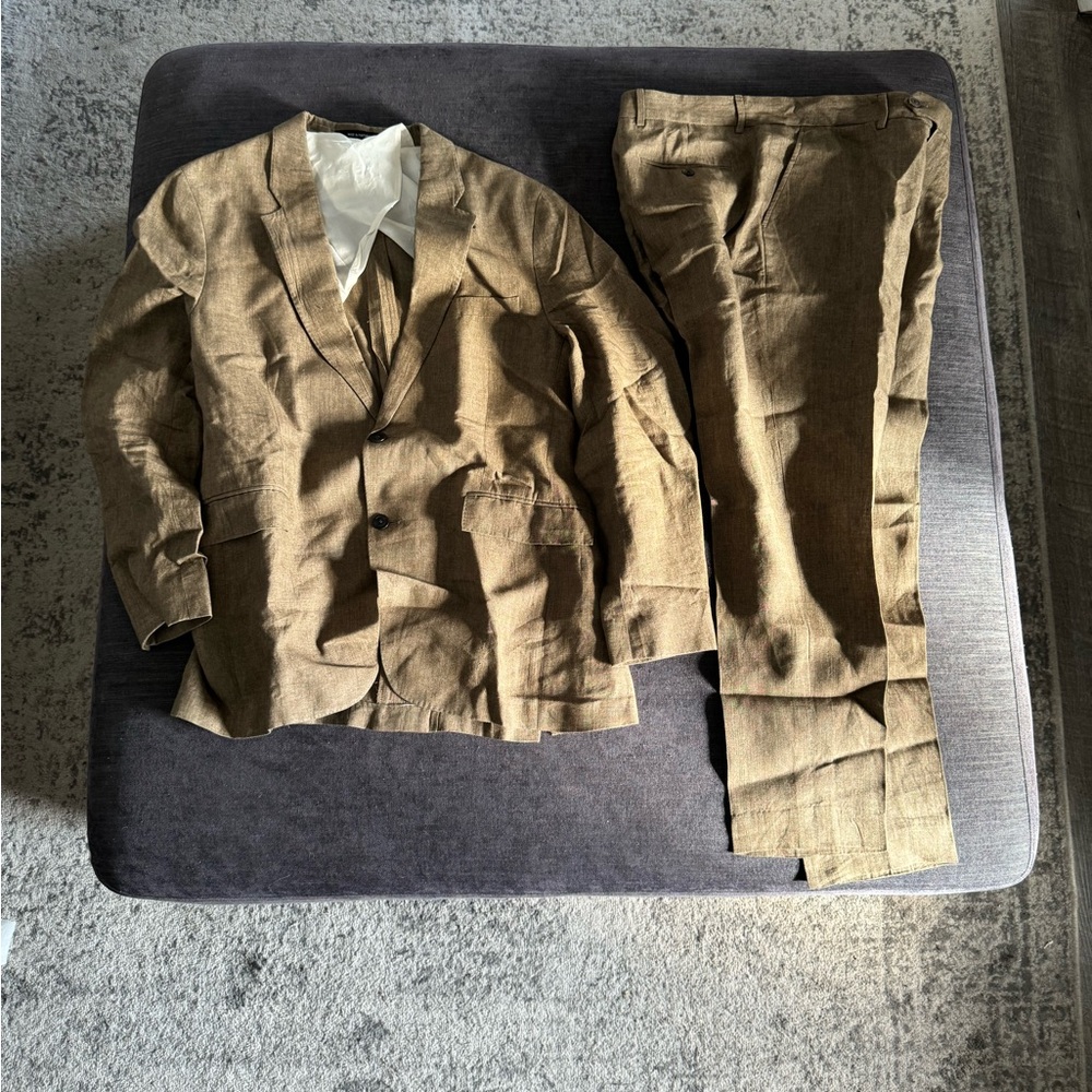Todd Snyder linen suit